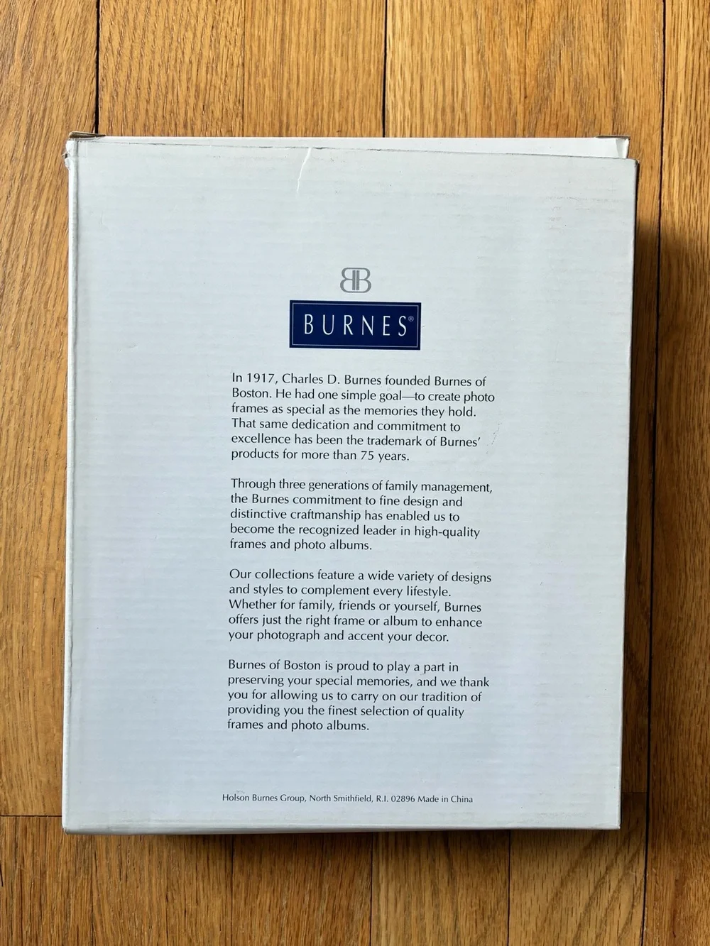 NWT Burnes®️ Photo Album Boxed, # A84564 ‘DESTINATION’ ©️1998, For 80 4x6 Photos